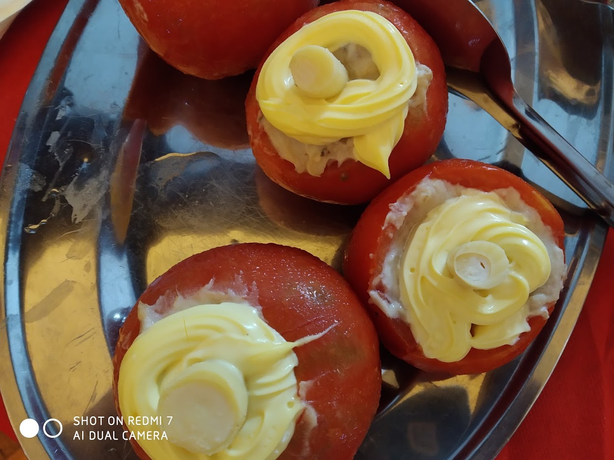 plato tomates rellenos