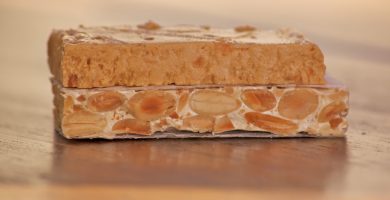 turrón helado chocolate