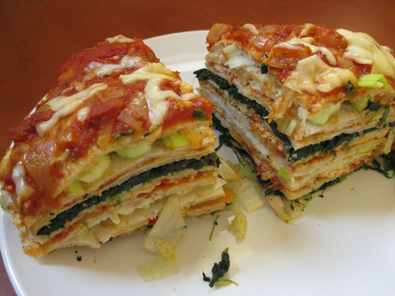 Pan relleno en capas