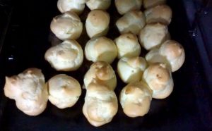 Masa de bombas profiteroles, eclairs