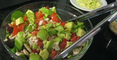 bol ensalada con paltas