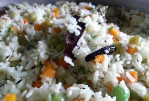 Arroz cocido con vegetales