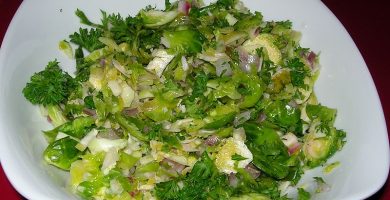 plato ensalada manzanas apio