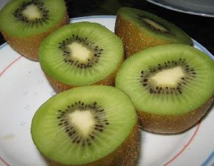 Crema de belleza casera con kiwi