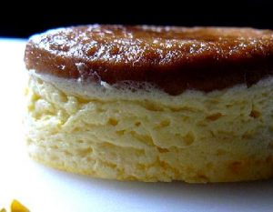 Flan acaramelado de espárragos