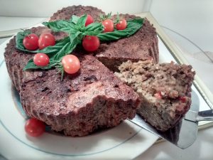 un plato con budín de trigo burgol
