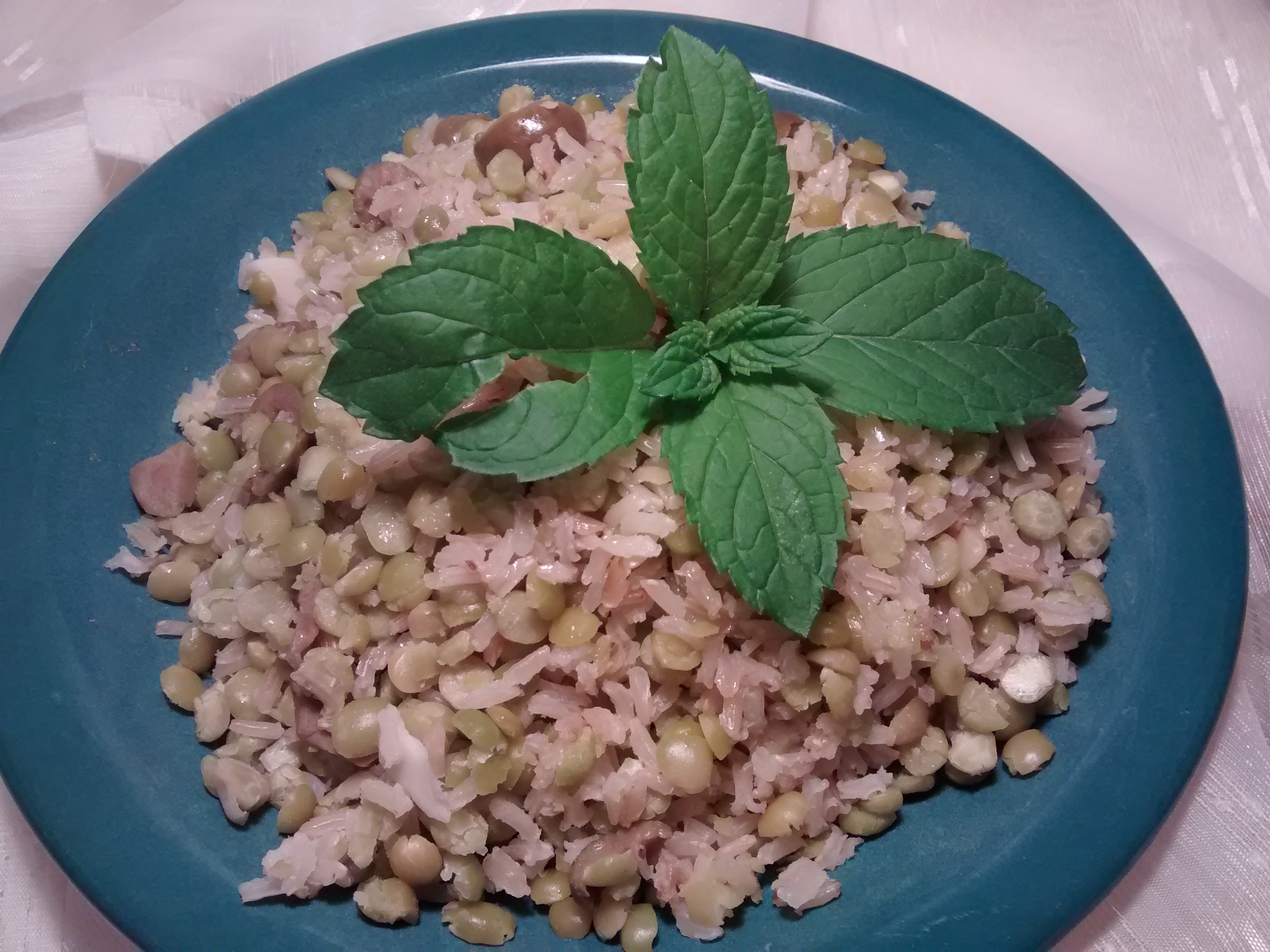 Arroz integral con arvejas secas