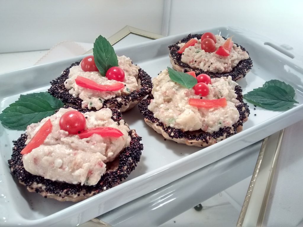 tarteletas rellenas con puré de berenjenas