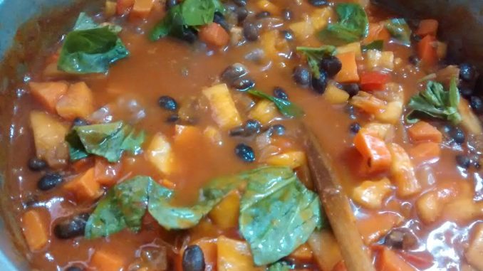 cazuela de porotos negros3 cazuela de porotos negros