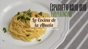 Spaghetti aglio olio e peperoncino. Receta vegana