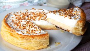 Tarta regina con hojaldre ¡deliciosa!